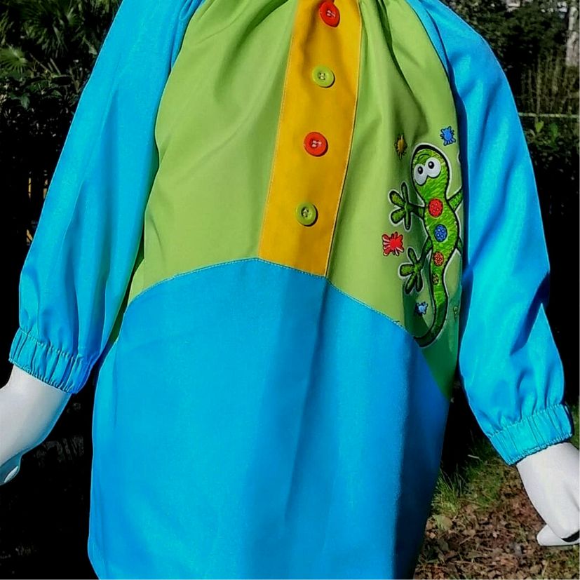 babi multicolor con estampado